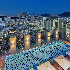 Hilton Garden Gangnam **** ソウル特別市